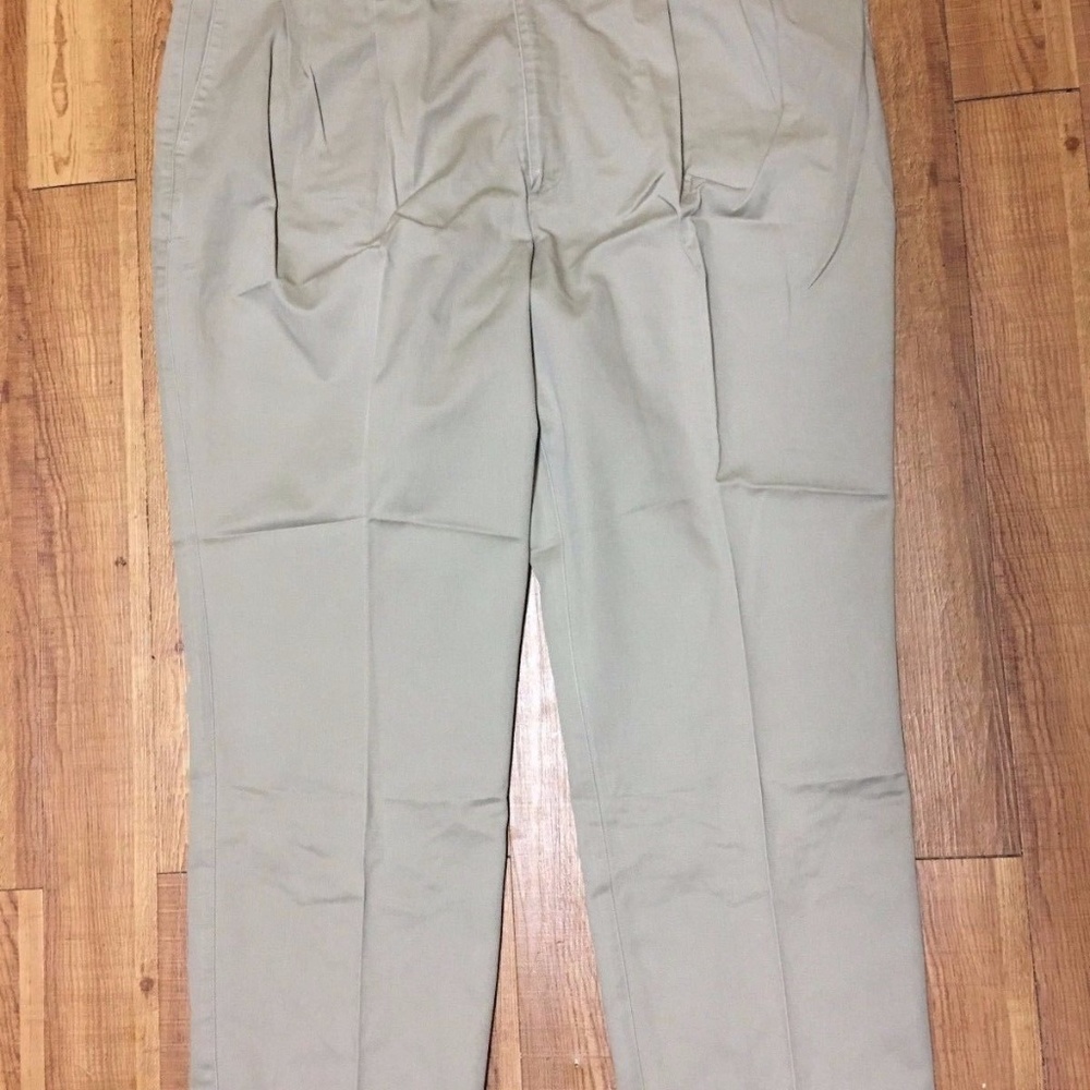 DOCKERS Classic Fit No Wrinkle Twill Beige 50x32